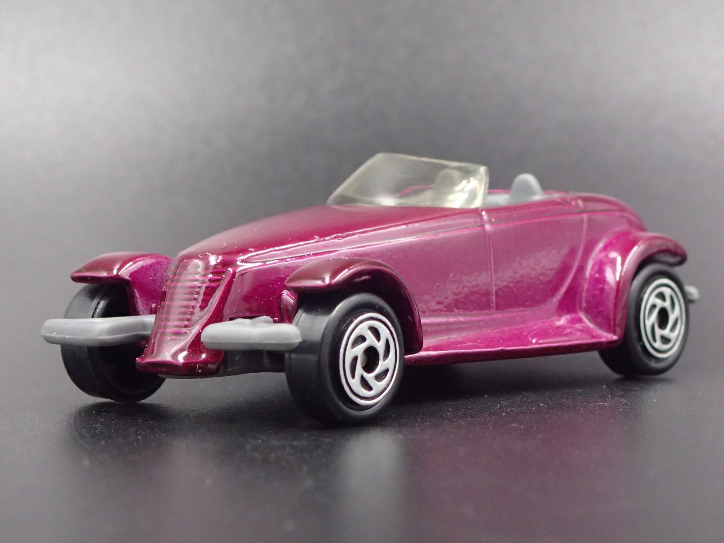 1997-2002 PLYMOUTH PROWLER PURP 1:56 SCALE COLLECTIBLE DIORAMA DIECAST MODEL CAR