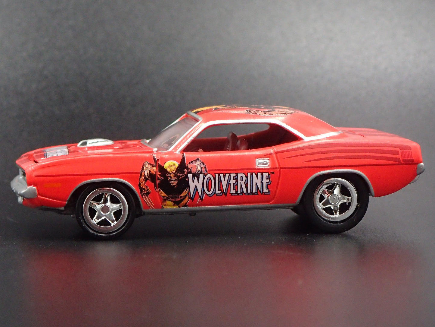1970 70 PLYMOUTH HEMI CUDA WOLVERINE RARE 1:64 SCALE DIORAMA DIECAST MODEL CAR