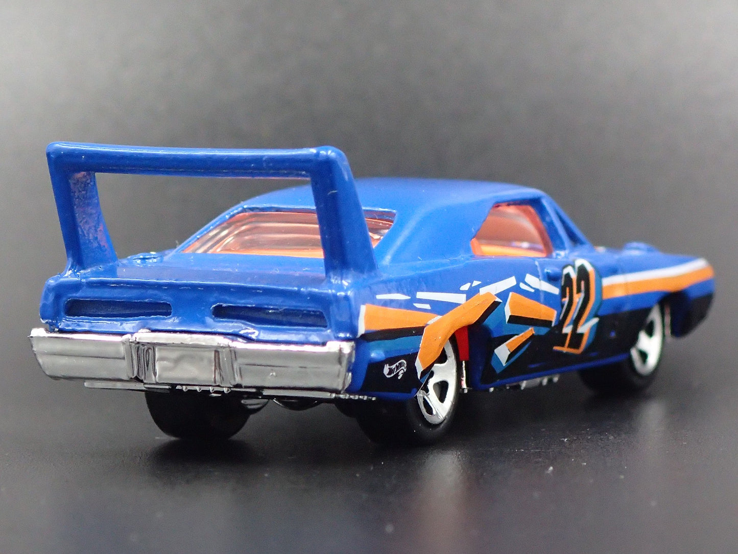 1969 69 DODGE CHARGER DAYTONA BLUE 1/64 SCALE COLLECTIBLE DIECAST MODEL CAR