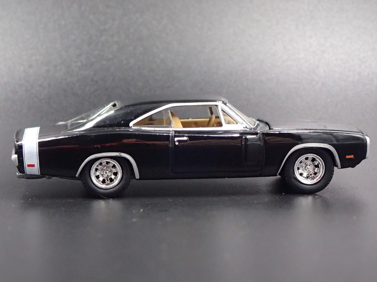 1970 70 DODGE CHARGER RARE 1:64 SCALE COLLECTIBLE DIORAMA DIECAST MODEL CAR-Burning Rubber Toy Company