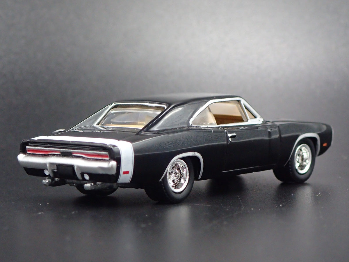 1970 70 DODGE CHARGER RARE 1:64 SCALE COLLECTIBLE DIORAMA DIECAST MODEL CAR-Burning Rubber Toy Company