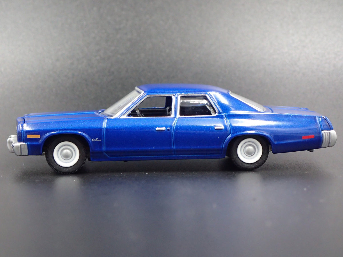 1975 DODGE MONACO 4 FOUR DOOR RARE 1/64 SCALE COLLECTIBLE DIECAST MODEL CAR-Burning Rubber Toy Company