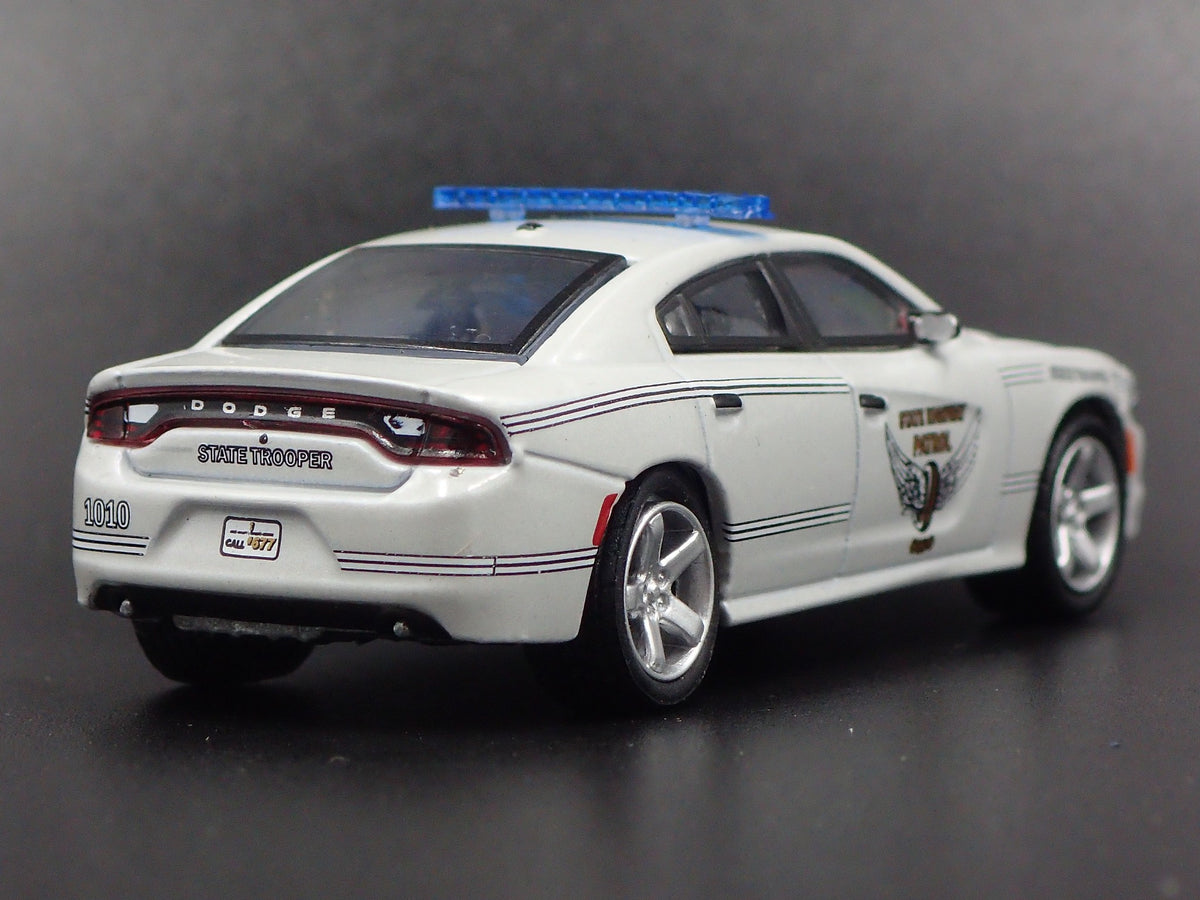 2016 DODGE CHARGER PURSUIT OHIO STATE POLICE RARE 1/64 DIORAMA DIECAST MODEL CAR-Burning Rubber Toy Company