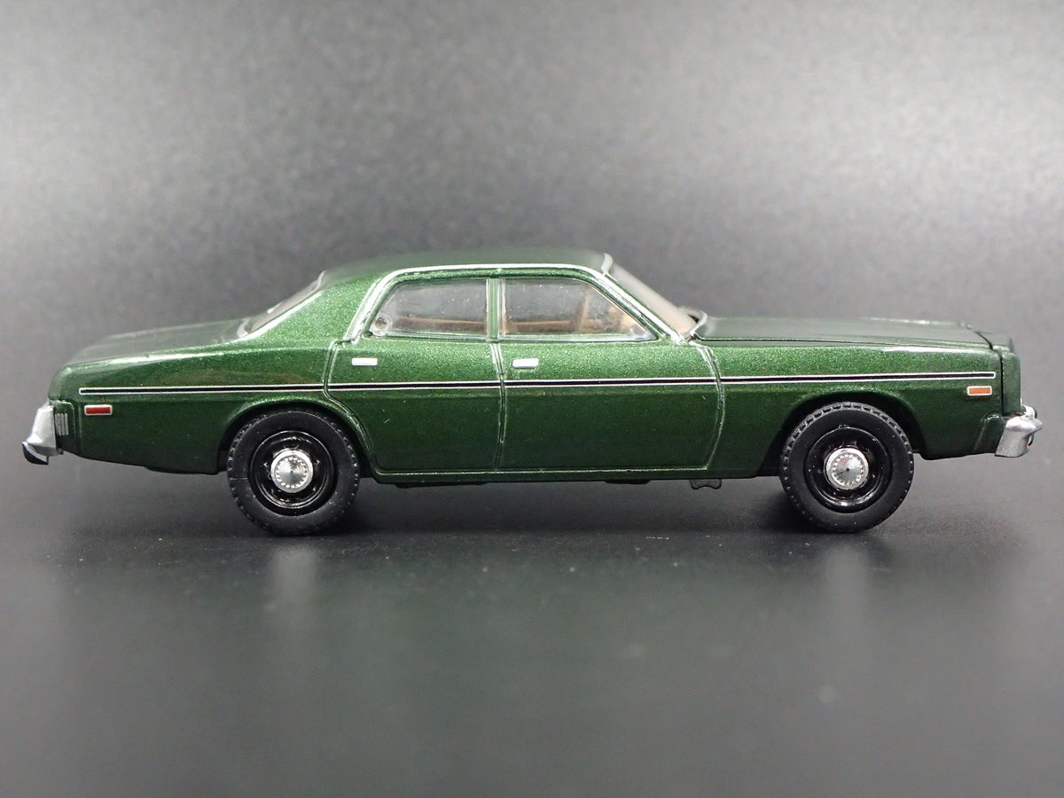 1978 78 DODGE MONACO 4 FOUR DOOR CAR RARE 1/64 SCALE DIORAMA DIECAST MODEL CAR-Burning Rubber Toy Company