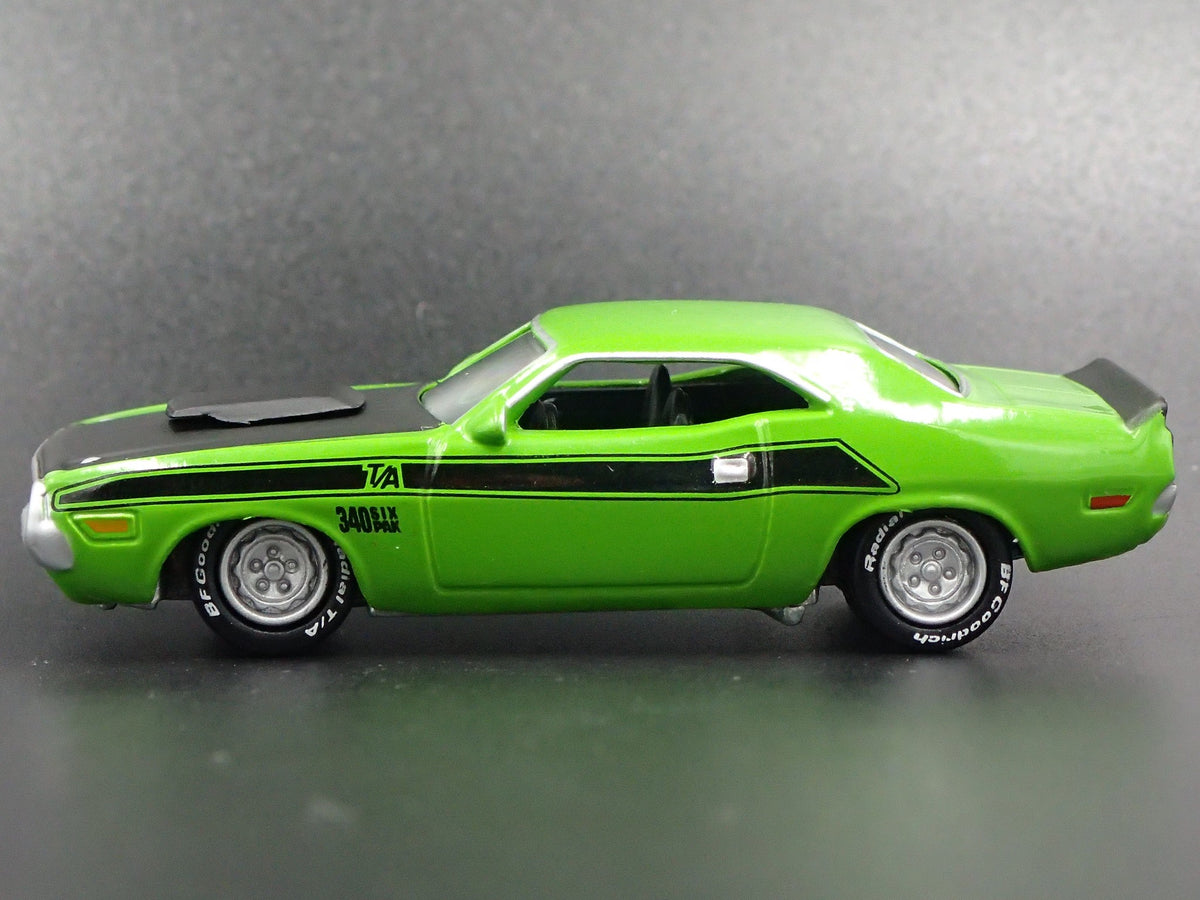 1970 DODGE CHALLENGER TA RARE 1:64 SCALE COLLECTIBLE DIORAMA DIECAST MODEL CAR-Burning Rubber Toy Company