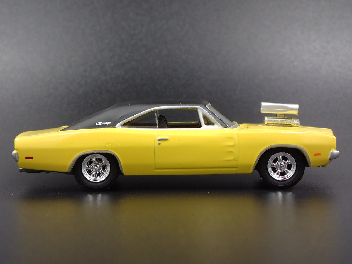1970 70 DODGE CHARGER 1:64 SCALE LIMITED COLLECTIBLE DIORAMA DIECAST MODEL CAR-Burning Rubber Toy Company