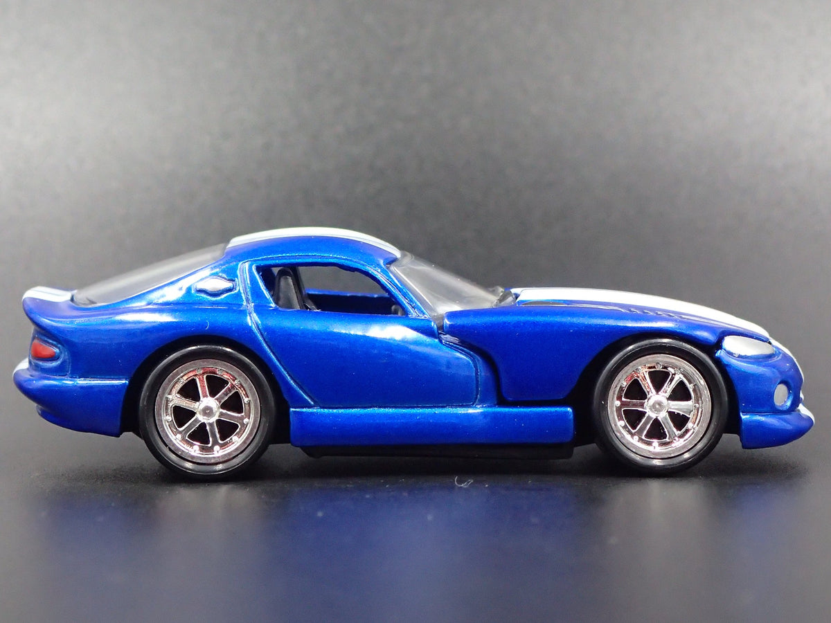 1996-2002 DODGE VIPER GTS RARE 1:64 LIMITED COLLECTIBLE DIECAST MODEL CAR-Burning Rubber Toy Company