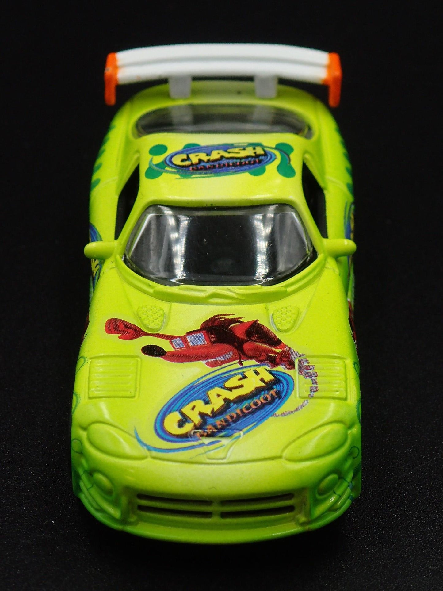 1996-2002 DODGE VIPER GTS CRASH BANDICOOT 1:64 SCALE DIORAMA DIECAST MODEL CAR