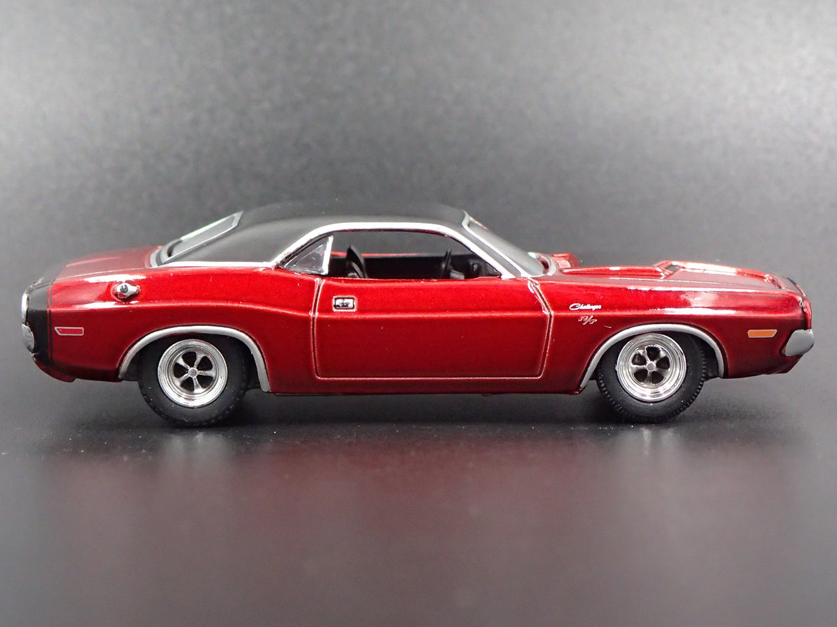 1970 70 DODGE CHALLENGER R/T RED 1:64 SCALE COLLECTIBLE DIECAST MODEL CAR