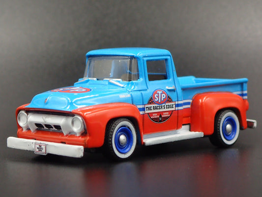 1954 54 FORD PICKUP TRUCK STP 1/64 SCALE COLLECTIBLE DIORAMA DIECAST MODEL CAR