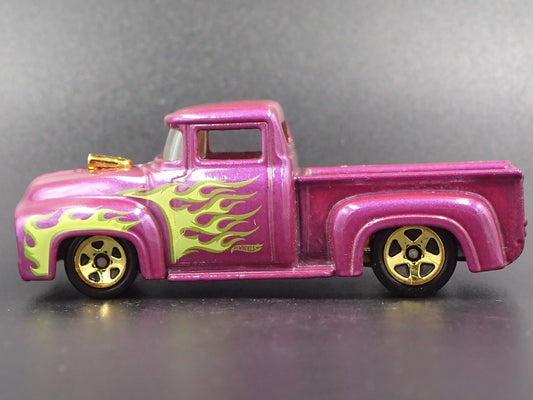 1956 56 FORD F100 PICKUP TRUCK PURPLE 1:64 SCALE DIORAMA DIECAST MODEL CAR
