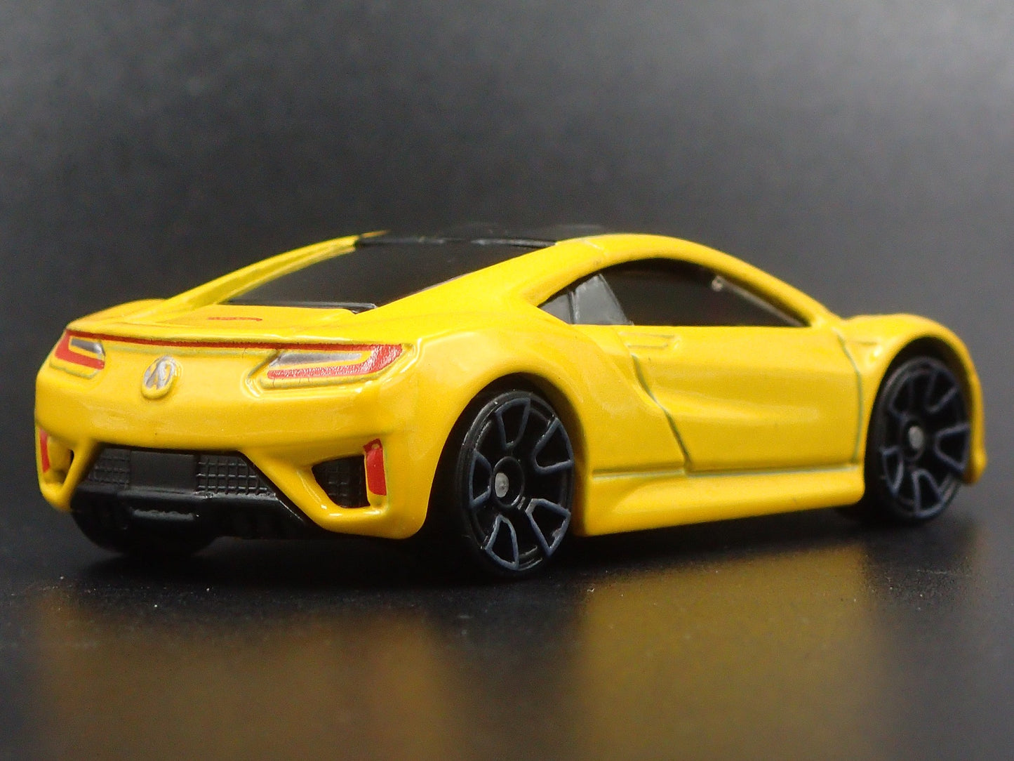 2016-2022 ACURA NSX SUPER CAR 1:64 SCALE COLLECTIBLE DIORAMA DIECAST MODEL CAR