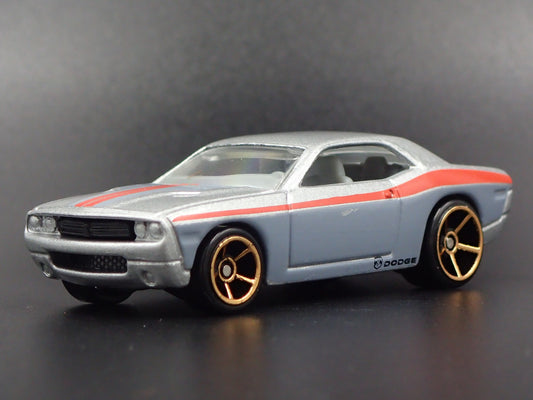 2008-2023 DODGE CHALLENGER RARE 1/64 SCALE COLLECTIBLE DIORAMA DIECAST MODEL CAR