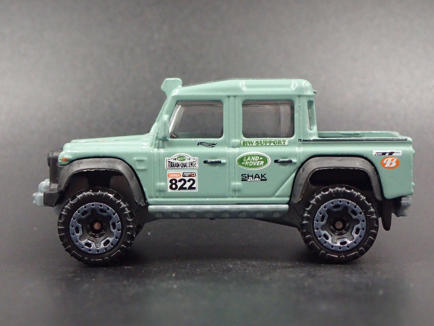 1990-2016 LAND ROVER DEFENDER DOUBLE CAB PICKUP 1/64 SCALE DIECAST MODEL CAR