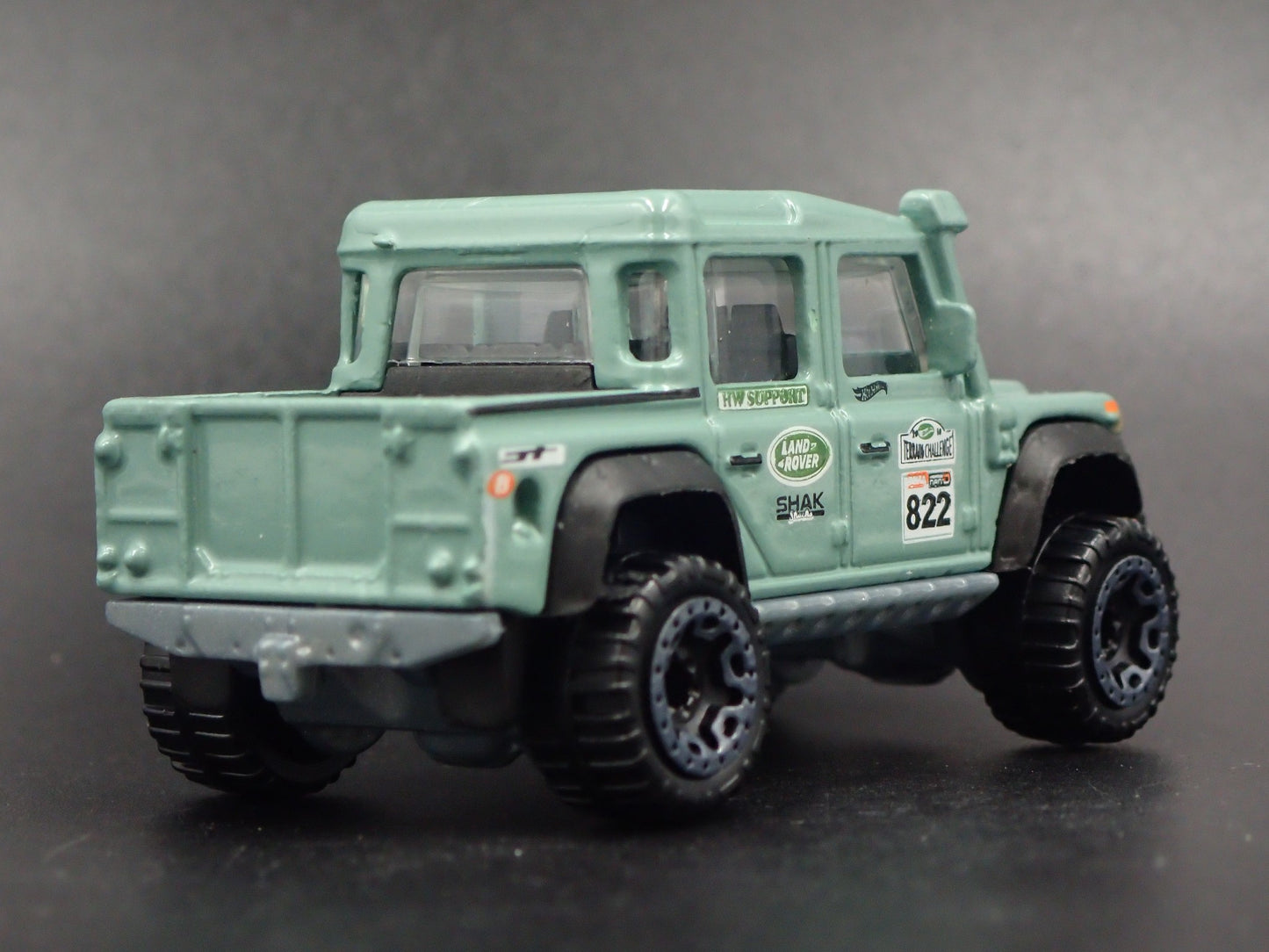1990-2016 LAND ROVER DEFENDER DOUBLE CAB PICKUP 1/64 SCALE DIECAST MODEL CAR