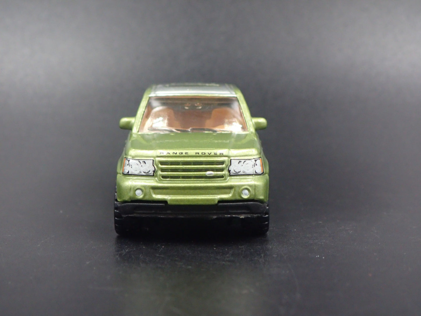 2005-2013 RANGE ROVER SPORT w/ HITCH GREEN 1/64 SCALE DIORAMA DIECAST MODEL CAR