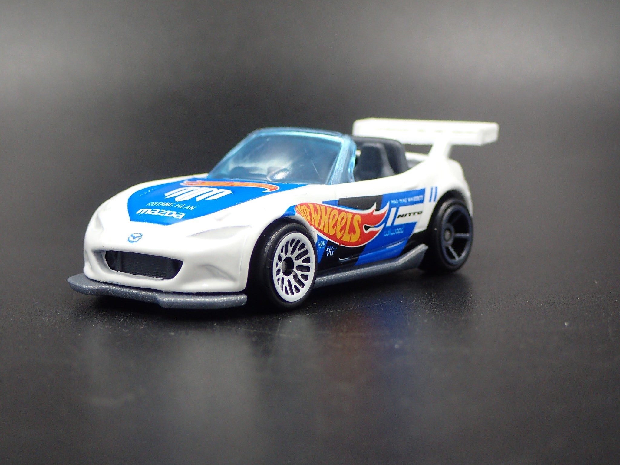 2015-2025 MAZDA MX5 MIATA CONVERTIBLE ND 1:64 SCALE DIORAMA DIECAST MO ...