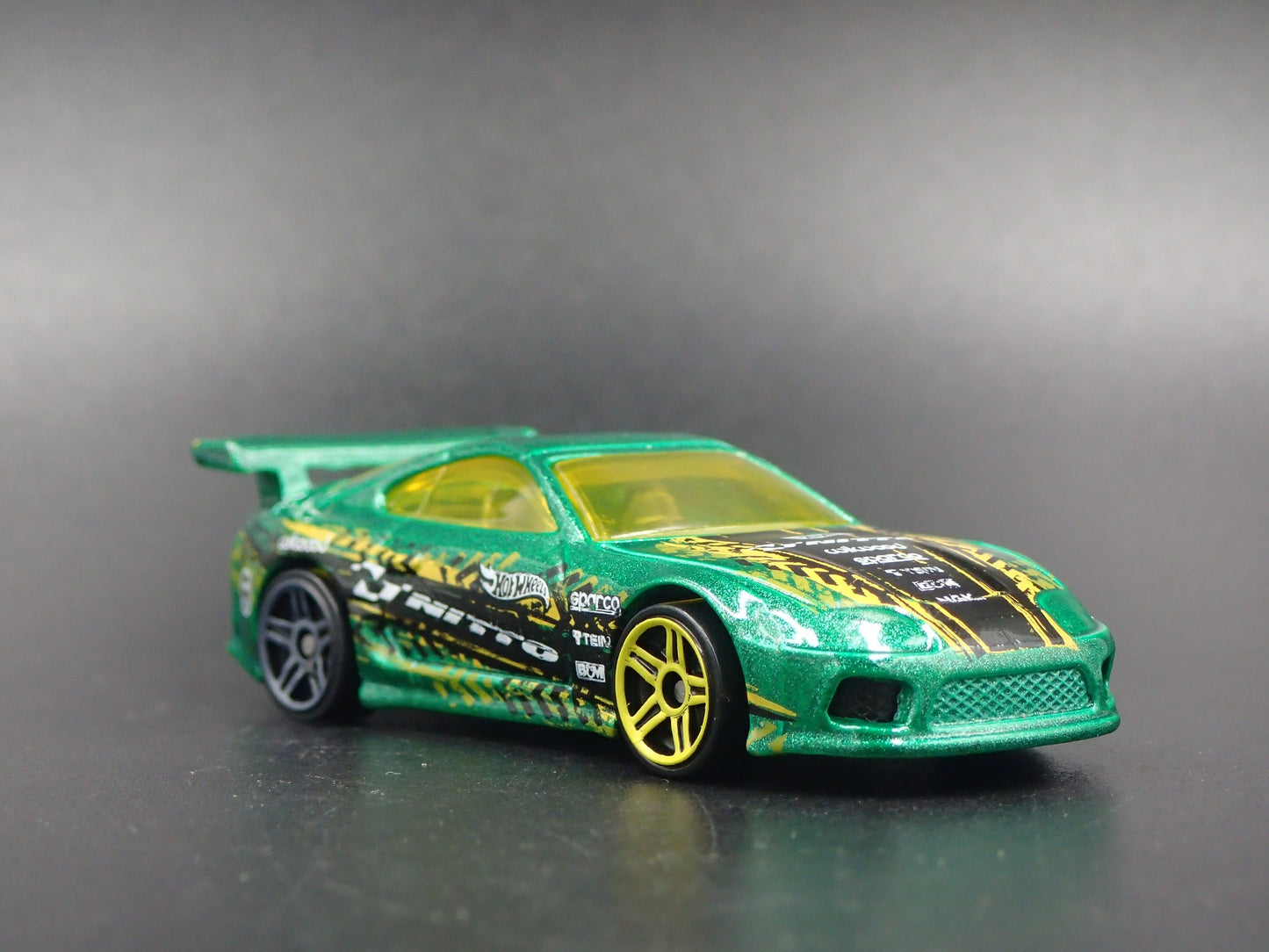 1993-2002 TOYOTA SUPRA GREEN 1/64 SCALE COLLECTIBLE DIORAMA DIECAST MODEL CAR