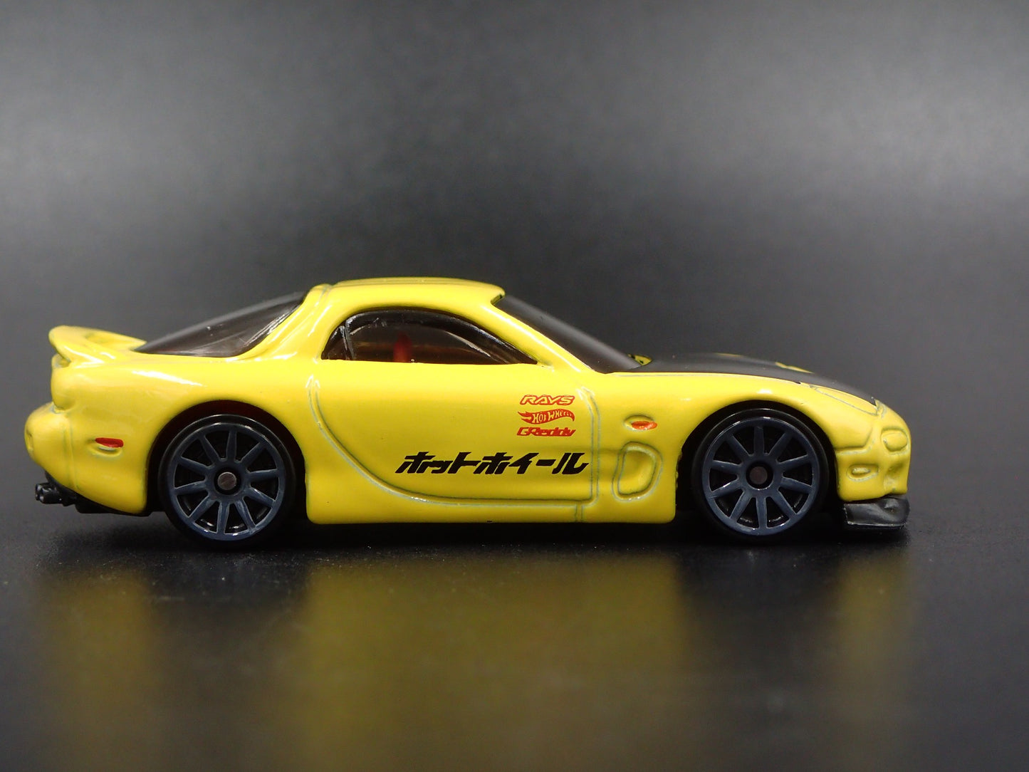 1992-2002 MAZDA RX7 JDM GREDDY 1:64 SCALE COLLECTIBLE DIORAMA DIECAST MODEL CAR