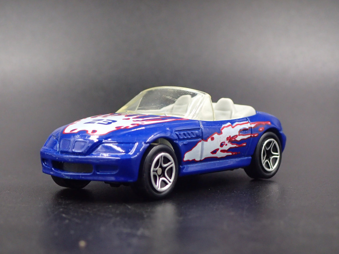 1996-2002 BMW Z3 ROADSTER CONVERTIBLE BLUE 1:64 SCALE DIORAMA DIECAST MODEL CAR