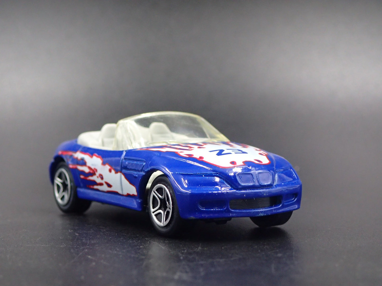 1996-2002 BMW Z3 ROADSTER CONVERTIBLE BLUE 1:64 SCALE DIORAMA DIECAST MODEL CAR