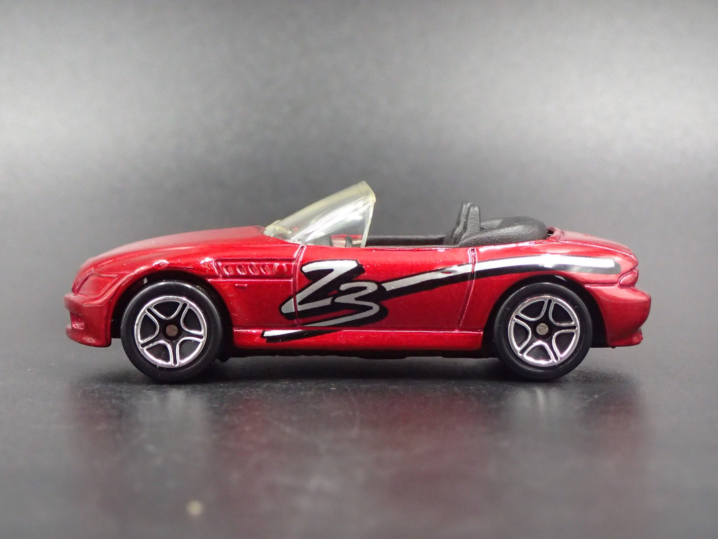 1996-2002 BMW Z3 ROADSTER CONVERTIBLE RARE 1:64 SCALE DIORAMA DIECAST MODEL CAR