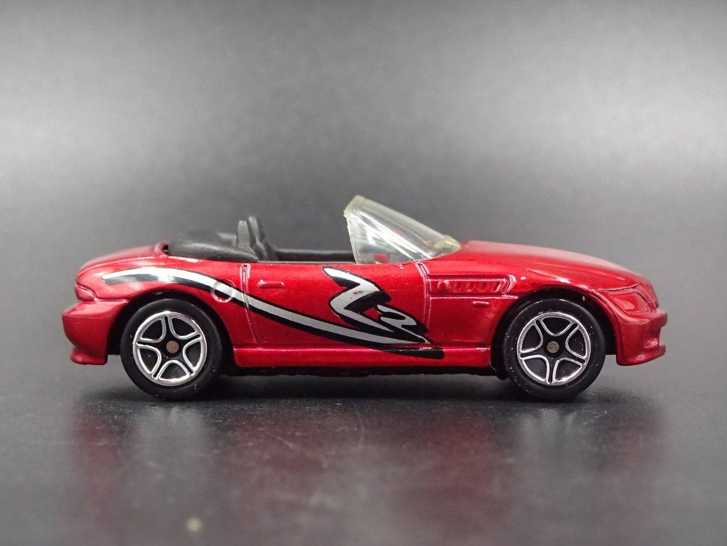 1996-2002 BMW Z3 ROADSTER CONVERTIBLE RARE 1:64 SCALE DIORAMA DIECAST MODEL CAR