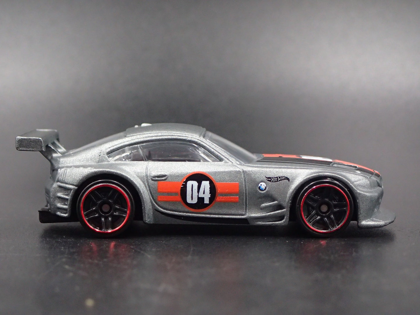 2009-2016 BMW Z4 M E89 GRAY 1:64 SCALE COLLECTIBLE DIORAMA DIECAST MODEL CAR