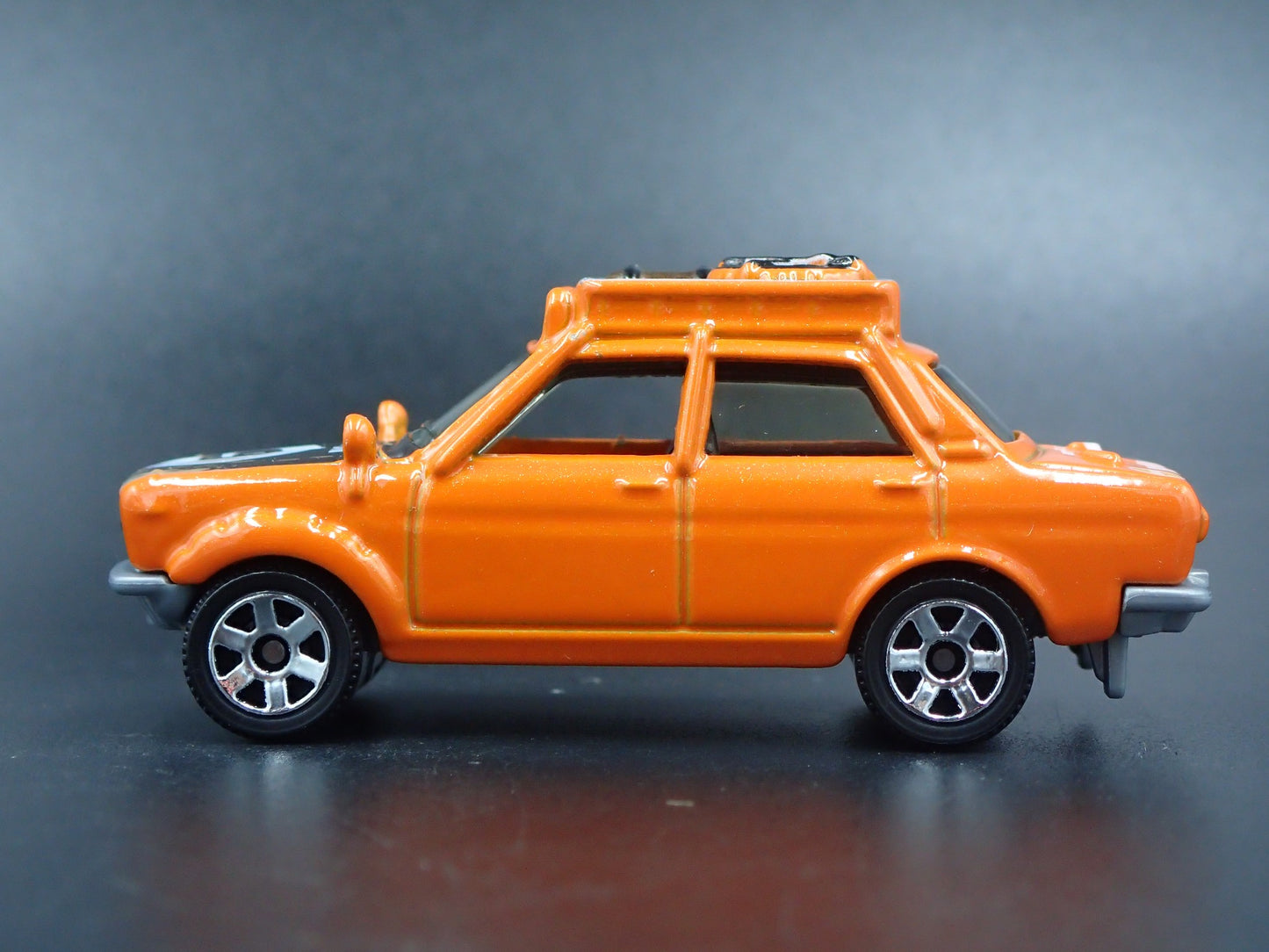 1968-1973 DATSUN 510 RALLY ORANGE RARE 1:64 SCALE COLLECTIBLE DIECAST MODEL CAR