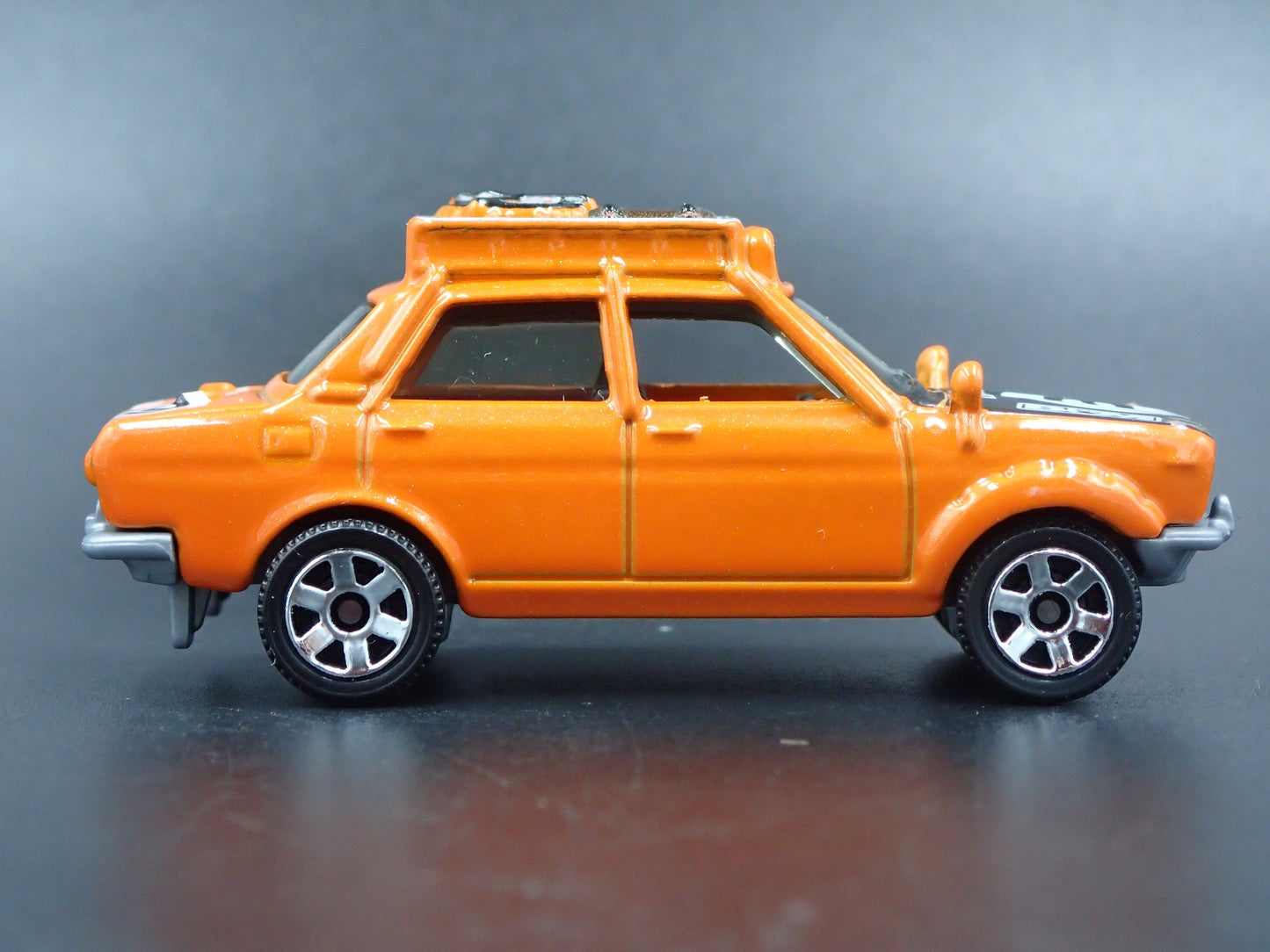 1968-1973 DATSUN 510 RALLY ORANGE RARE 1:64 SCALE COLLECTIBLE DIECAST MODEL CAR