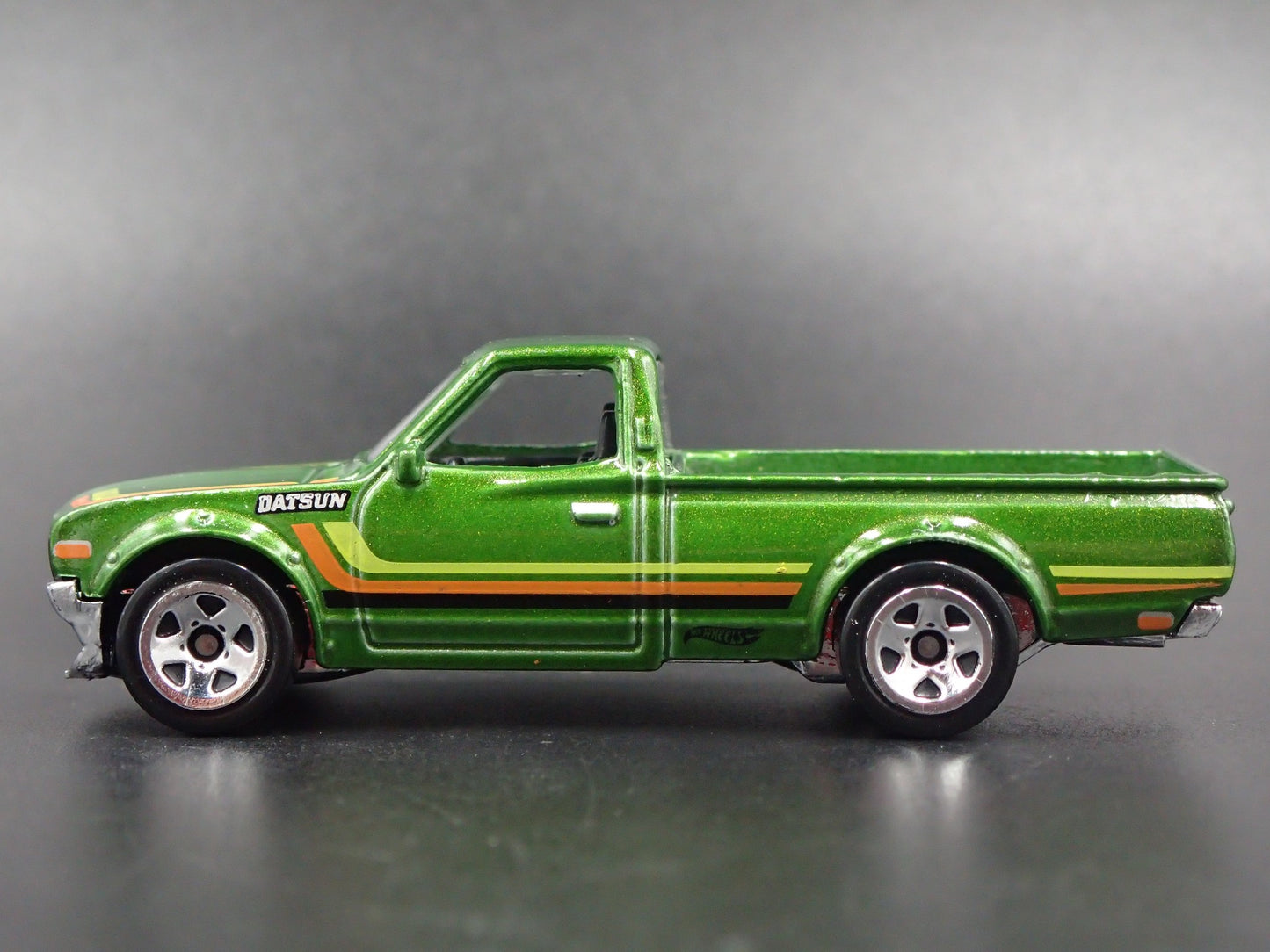 1973-1979 DATSUN 620 PICKUP TRUCK GREEN 1:64 SCALE COLLECTIBLE DIECAST MODEL CAR