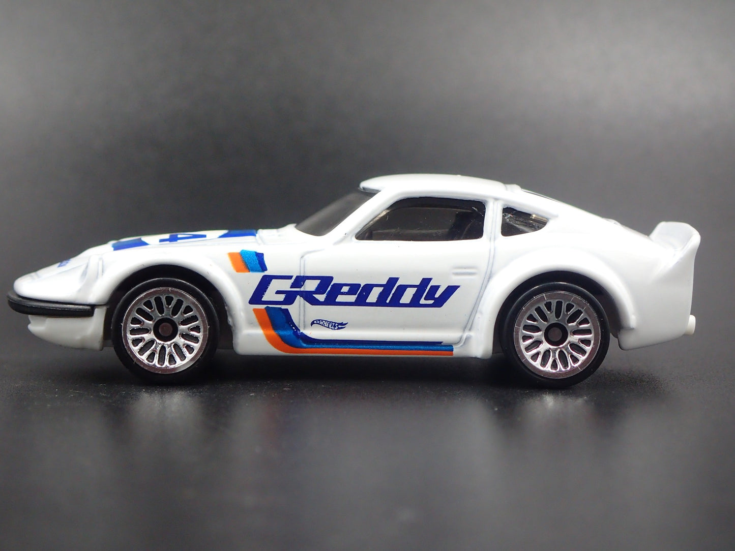 1970-1973 NISSAN FAIRLADY Z 240Z GREDDY 1/64 SCALE COLLECTIBLE DIECAST MODEL CAR