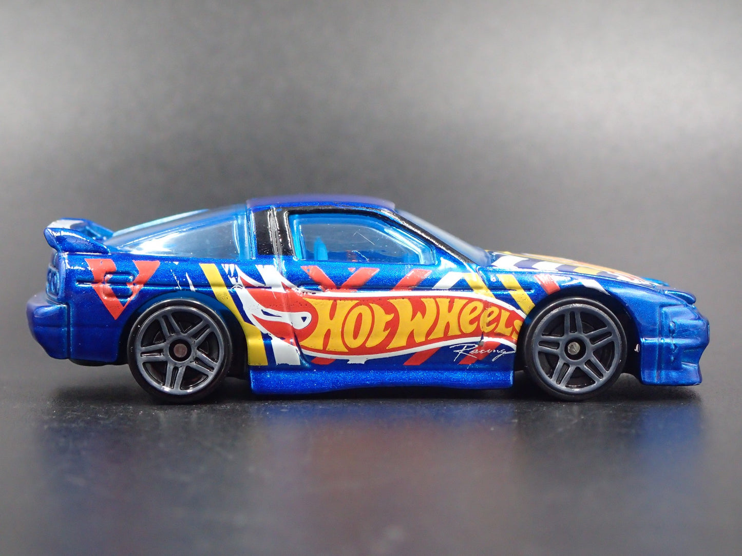 1989-1998 NISSAN 180SX TYPE X 1:64 SCALE COLLECTIBLE DIORAMA DIECAST MODEL CAR