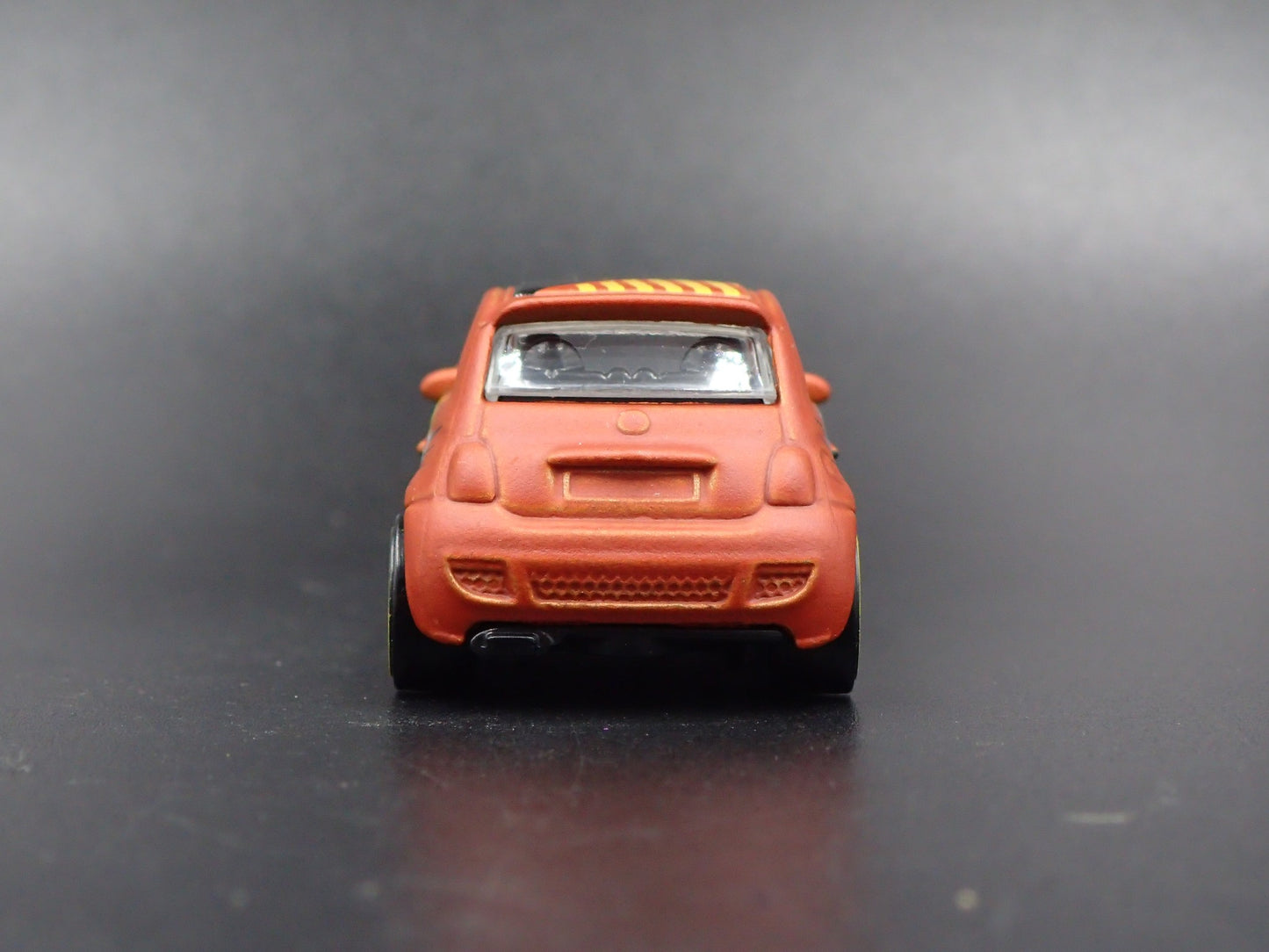 2007-2025 FIAT 500 ORANGE 1/64 SCALE COLLECTIBLE DIORAMA DIECAST MODEL CAR
