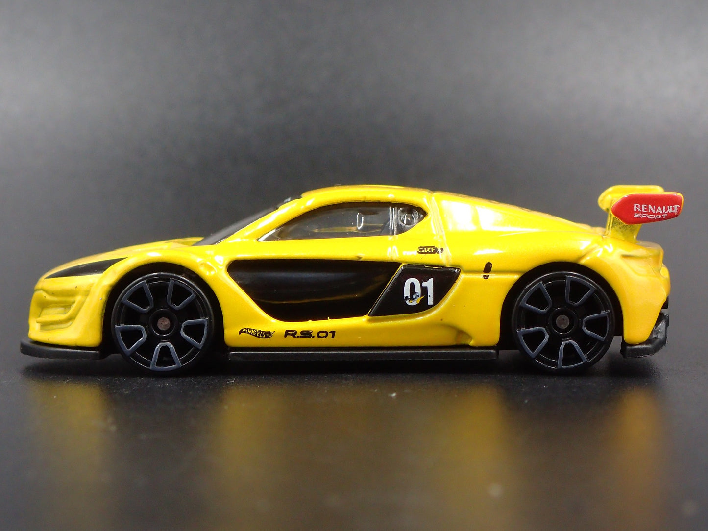 2014 14 RENAULT SPORT RS 01 CONCEPT CAR 1:64 SCALE COLLECTIBLE DIECAST MODEL CAR