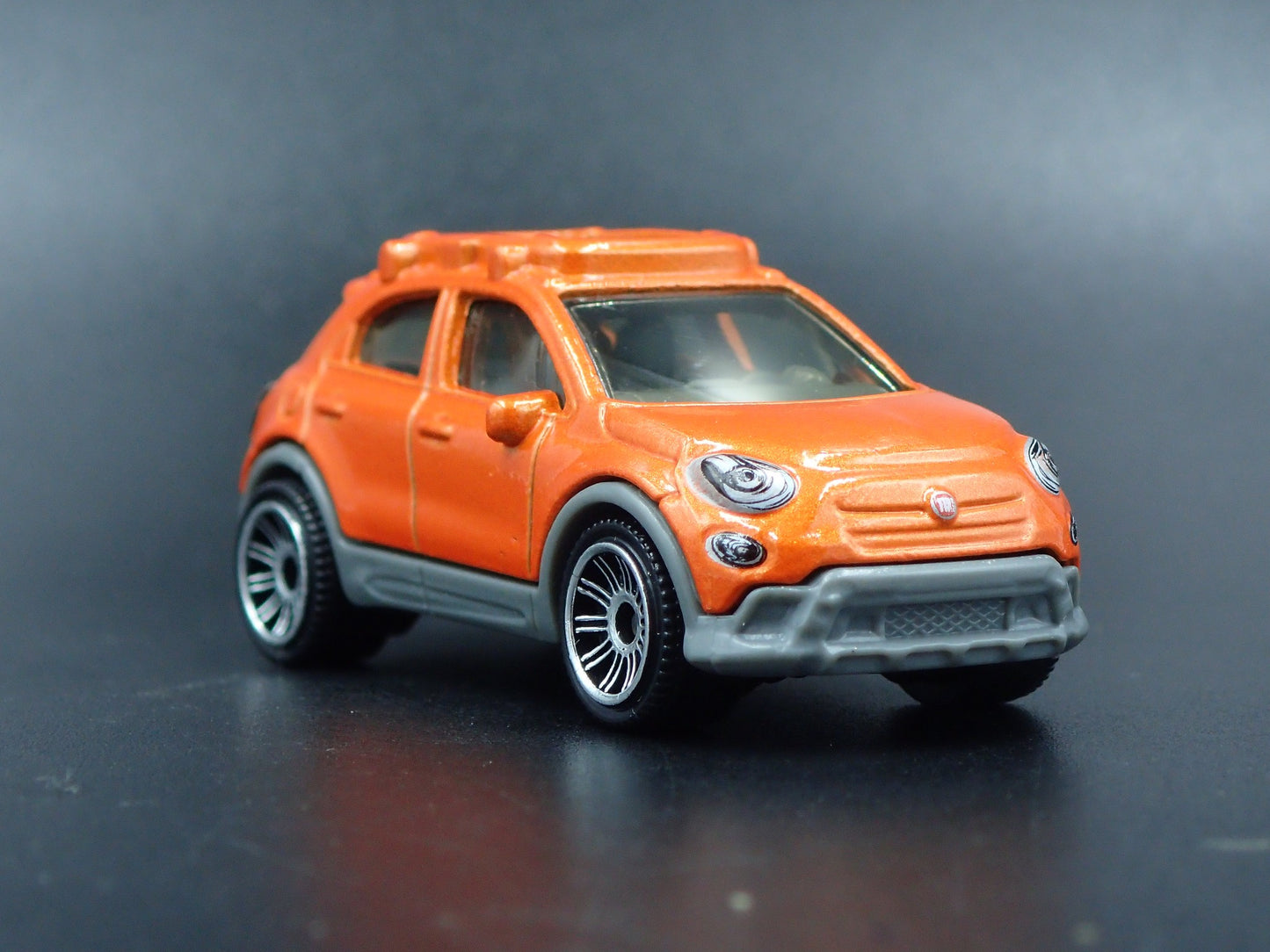 2015-2024 FIAT 500X 4 FOUR DOOR ORANGE 1/64 SCALE COLLECTIBLE DIECAST MODEL CAR