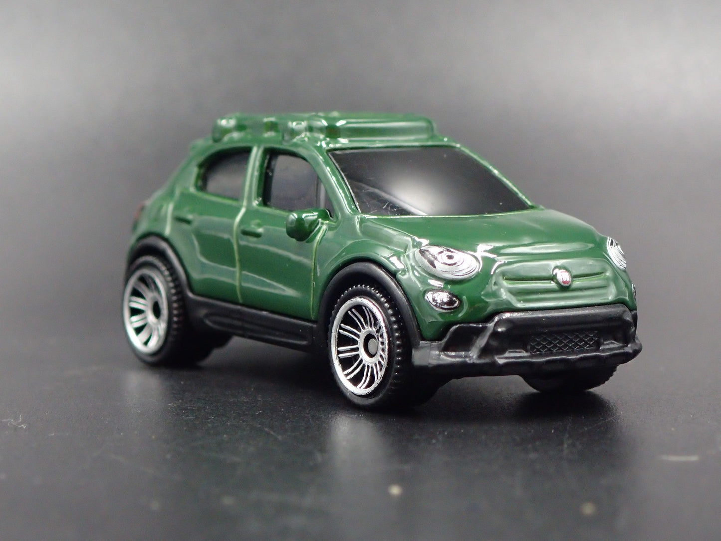2015-2024 FIAT 500X 4 FOUR DOOR GREEN 1/64 SCALE COLLECTIBLE DIECAST MODEL CAR
