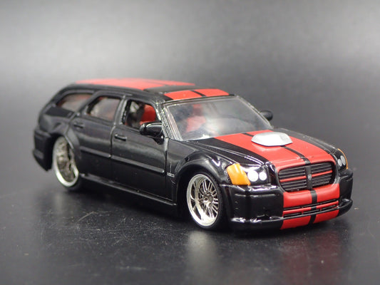 2005-2008 DODGE MAGNUM R/T BLACK 1:64 SCALE COLLECTIBLE DIECAST MODEL CAR