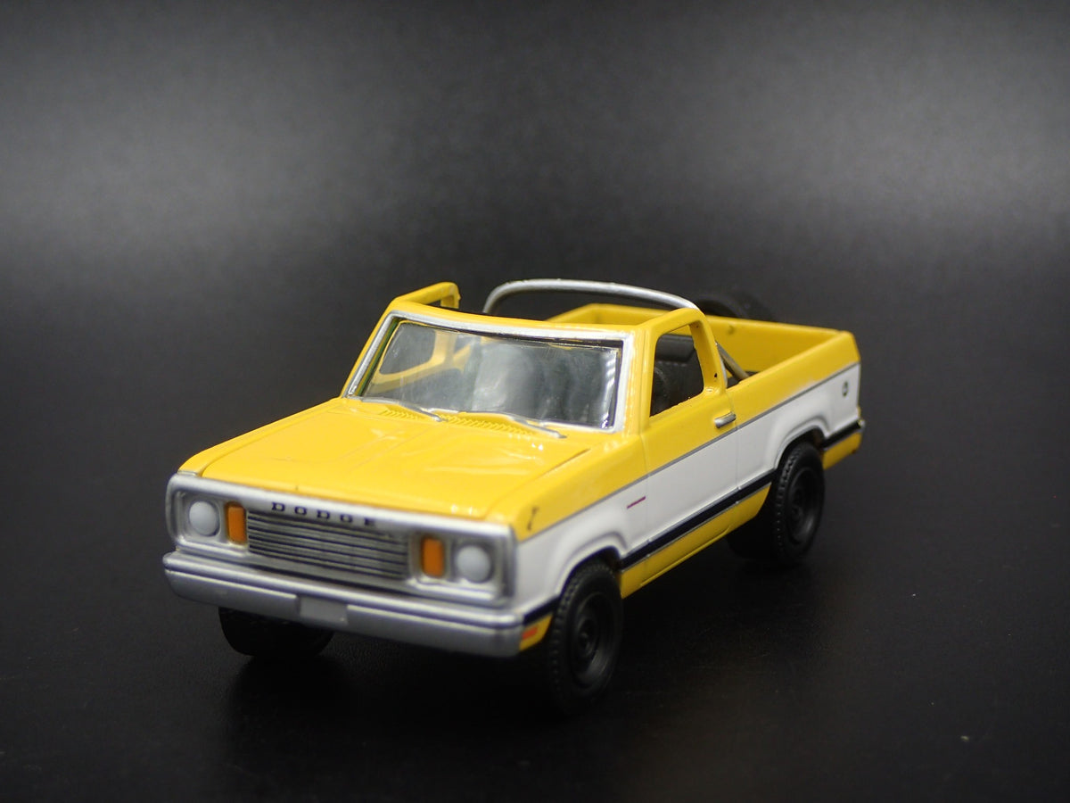 1977 DODGE RAMCHARGER RARE 1/64 LIMITED COLLECTIBLE DIORAMA DIECAST MODEL TRUCK-Burning Rubber Toy Company