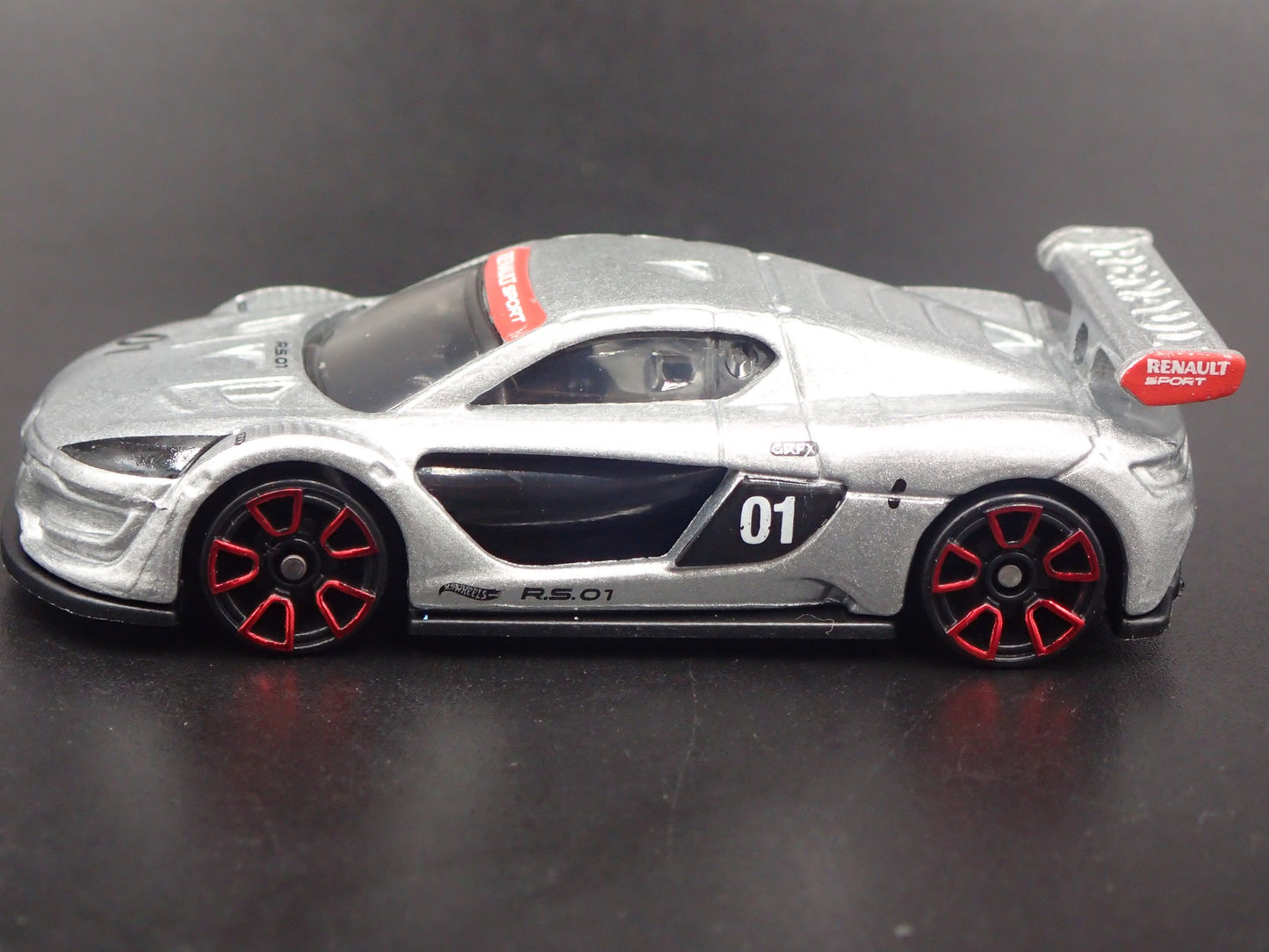 2014 14 RENAULT SPORT RS 01 CONCEPT CAR 1:64 SCALE COLLECTIBLE DIECAST MODEL CAR