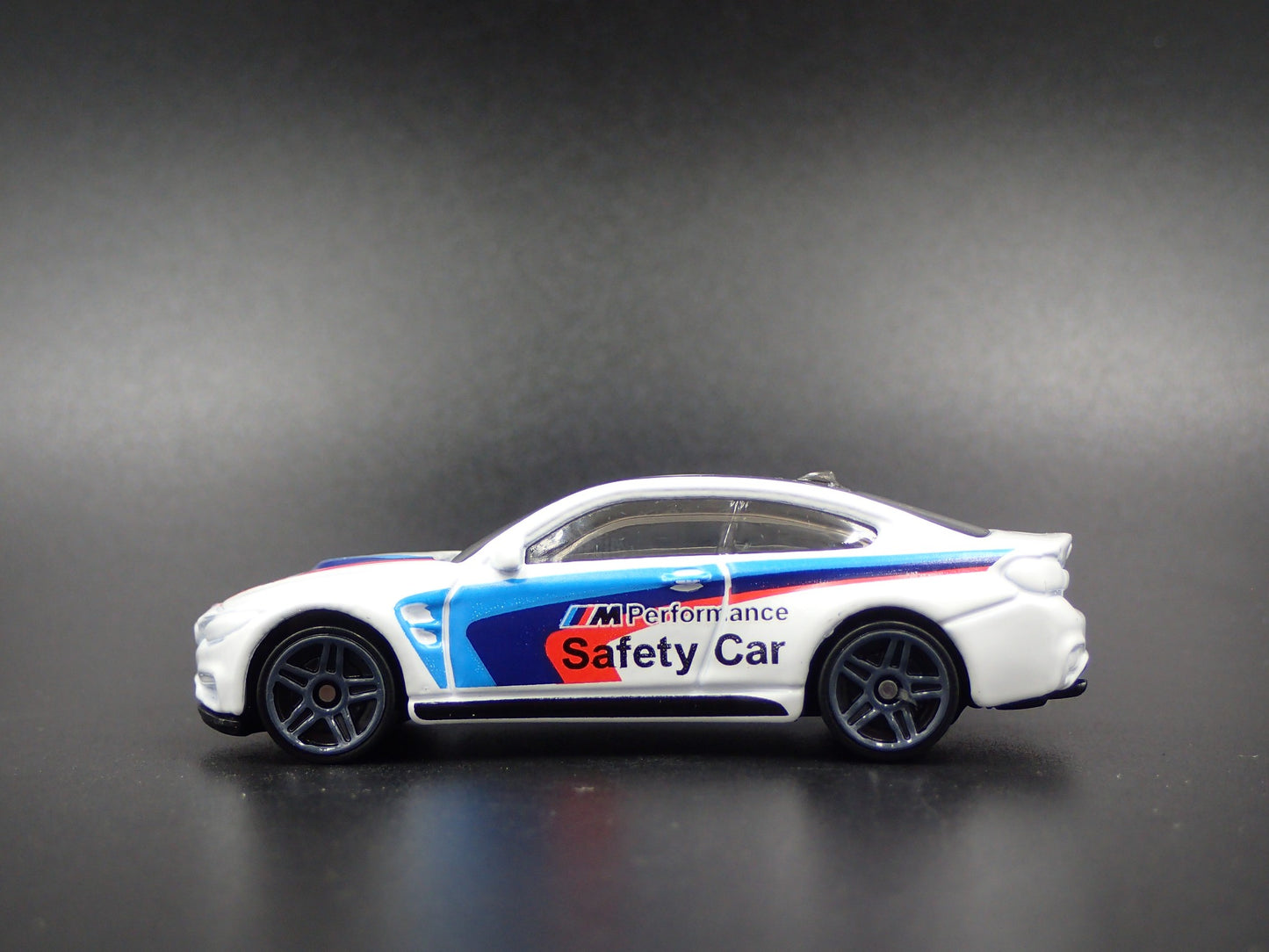 2014-2020 BMW M4 F82 COUPE GRAN TURISMO SAFETY CAR 1:64 SCALE DIECAST MODEL CAR