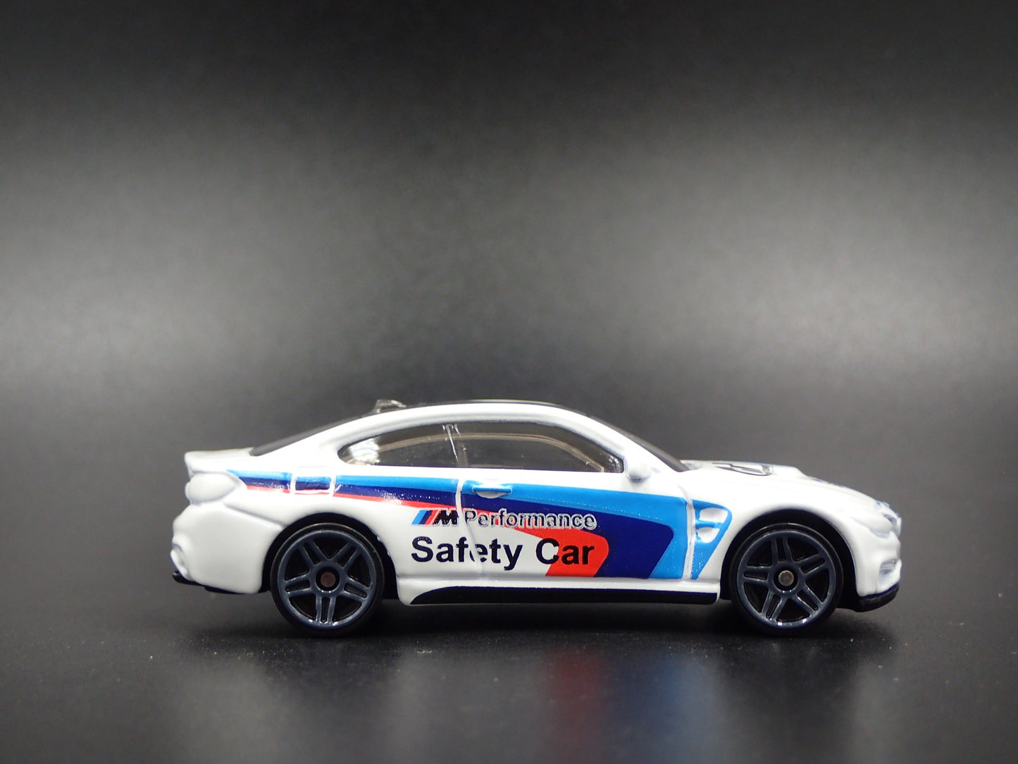 2014-2020 BMW M4 F82 COUPE GRAN TURISMO SAFETY CAR 1:64 SCALE DIECAST MODEL CAR