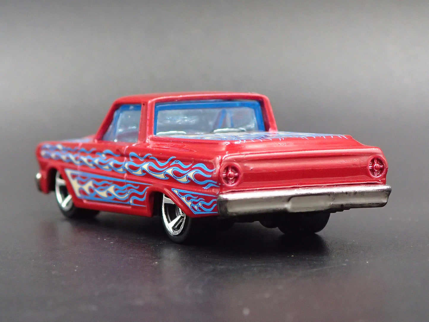 1965 65 FORD FALCON RANCHERO PICKUP TRUCK 1:64 SCALE DIORAMA DIECAST MODEL CAR