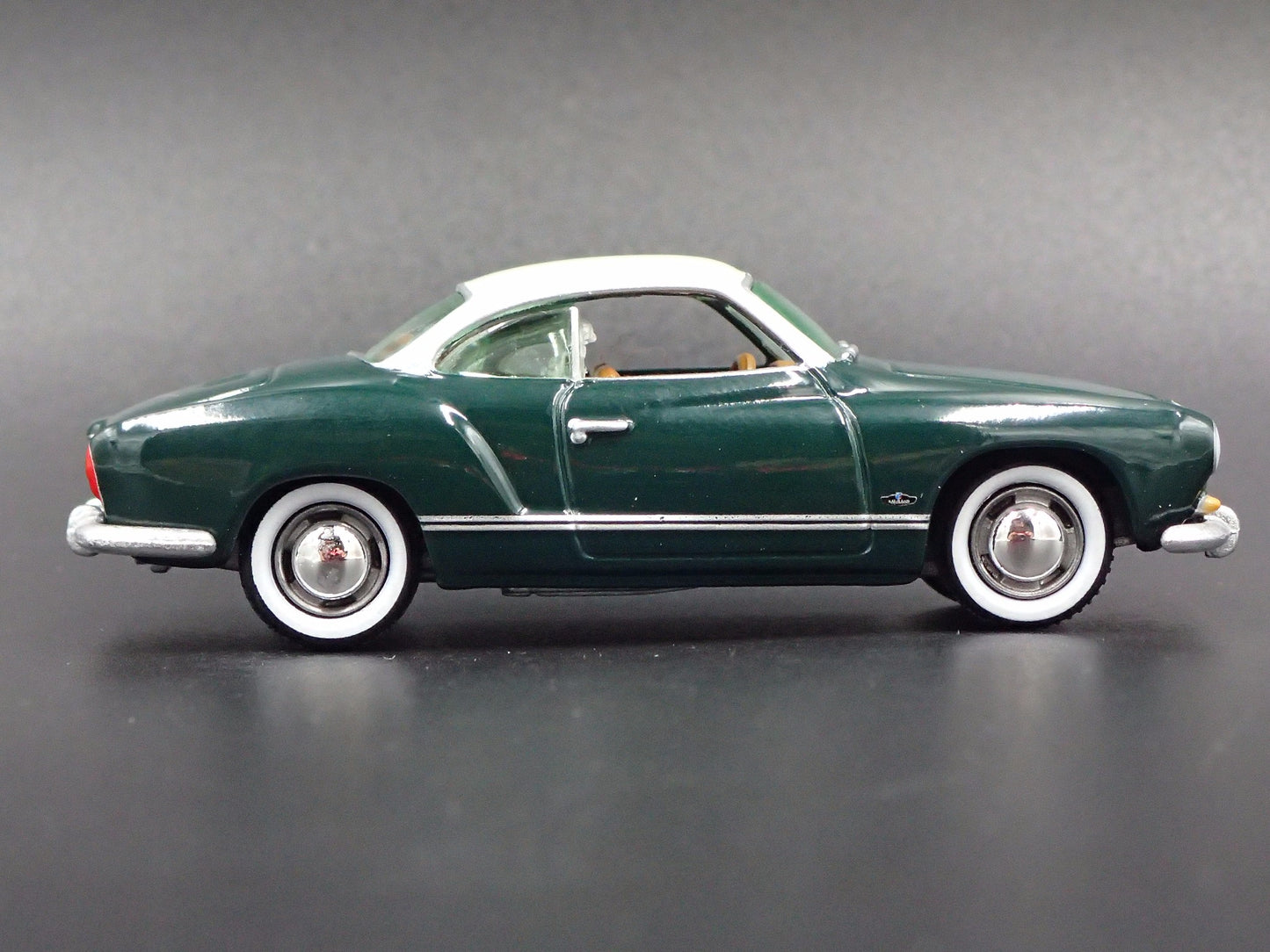 1960-1969 VW VOLKSWAGEN KARMANN GHIA GREEN 1:64 SCALE DIORAMA DIECAST MODEL CAR