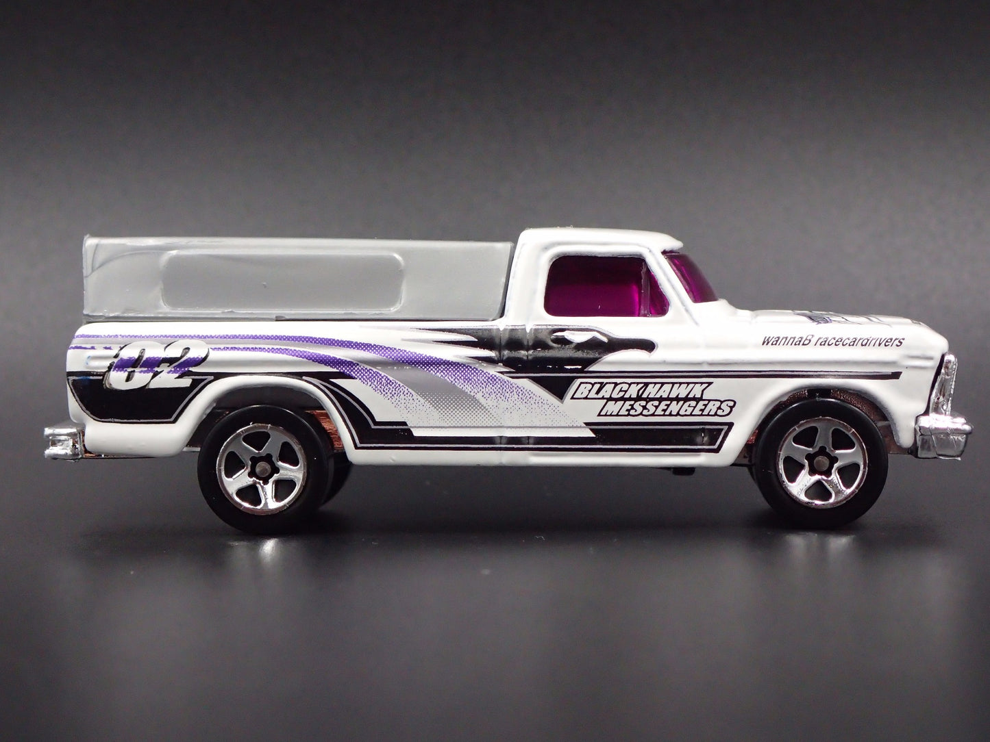 1973-1979 FORD F150 LONG BED PICKUP TRUCK WHITE 1/64 SCALE DIECAST MODEL CAR