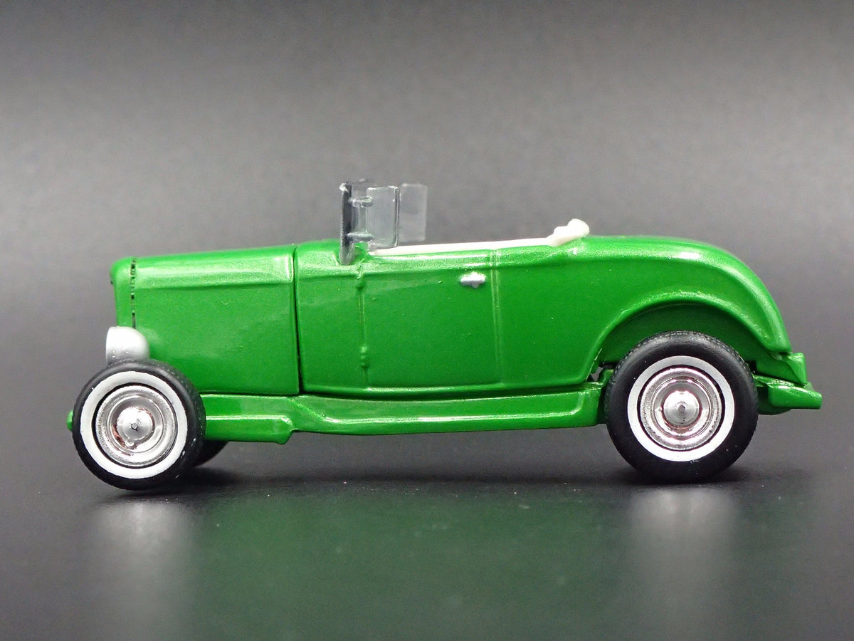 1932 FORD ROADSTER RARE 1:64 COLLECTIBLE DIECAST MODEL CAR-Burning Rubber Toy Company