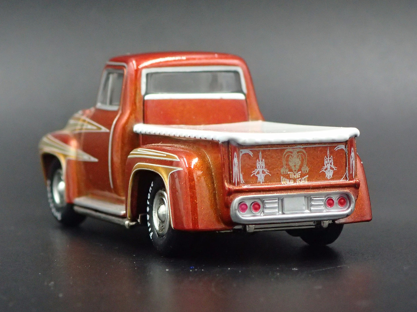 1954 54 FORD F-100 TRUCK BARRIS CUSTOM WILD KAT 1:64 SCALE DIECAST MODEL CAR