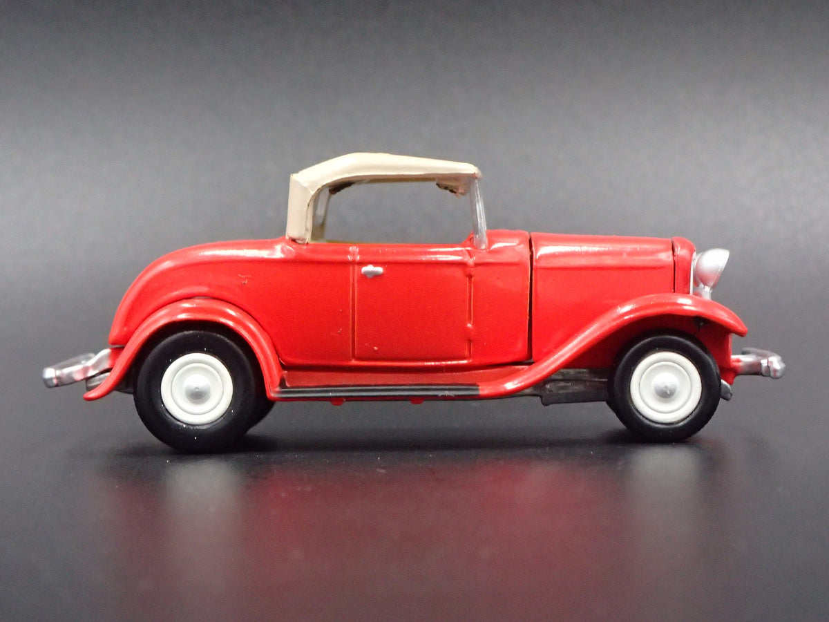 1932 FORD ROADSTER RARE 1:64 COLLECTIBLE DIECAST MODEL CAR-Burning Rubber Toy Company