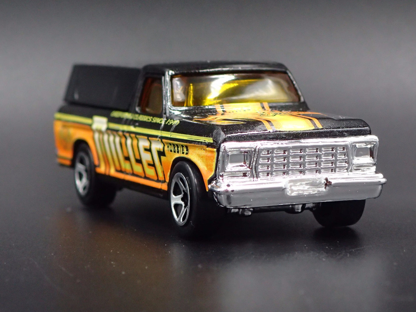 1973-1979 FORD F150 LONG BED PICKUP TRUCK BLACK 1/64 SCALE DIECAST MODEL CAR