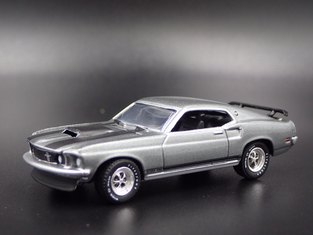 1969 69 FORD MUSTANG BOSS 429 FASTBACK 1/64 SCALE COLLECTIBLE DIECAST MODEL CAR-Burning Rubber Toy Company